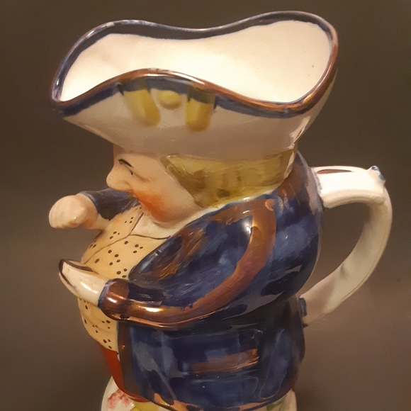 Allertons Staffordhire colonial snuff taker 6 3/4" Toby Pitcher 1912-1915 - Picture 6 of 14